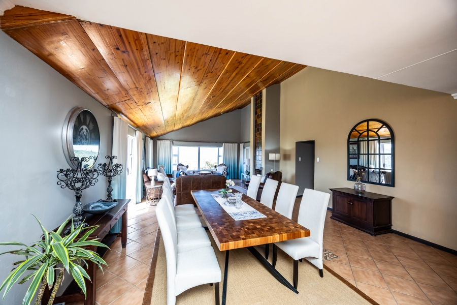 5 Bedroom Property for Sale in Gonubie North Eastern Cape